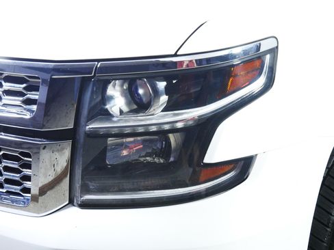 Used 2015 Chevrolet Tahoe LS AWD/4WD image 16