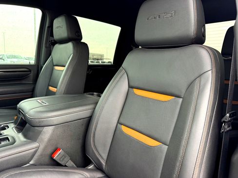 Used 2025 GMC Sierra 2500 AT4 AWD/4WD image 13
