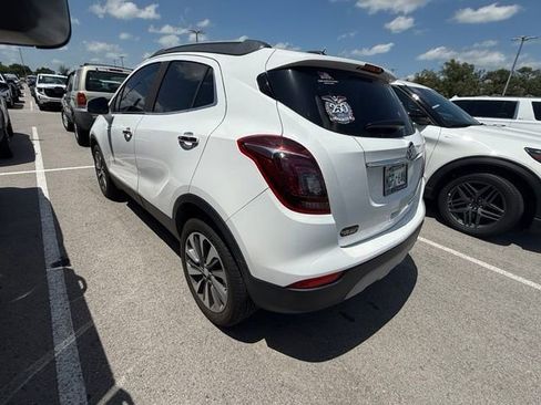 Used 2020 Buick Encore Essence FWD image 5