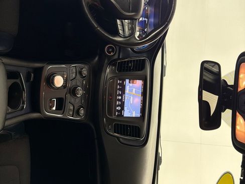 Used 2015 Chrysler 200 S w/ Navigation & Sound Group I FWD image 25