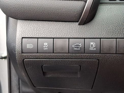 Certified 2021 Toyota Camry SE w/ Convenience Package FWD image 26