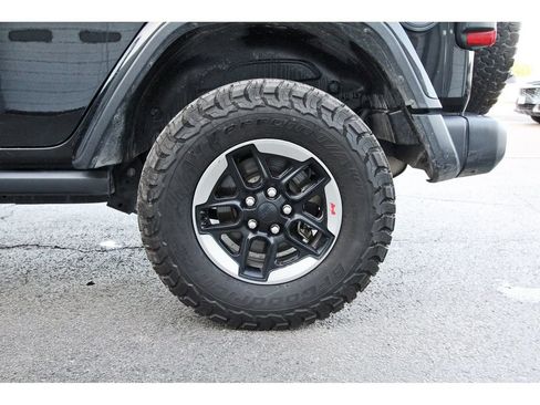 Used 2018 Jeep Wrangler Unlimited Rubicon AWD/4WD image 30