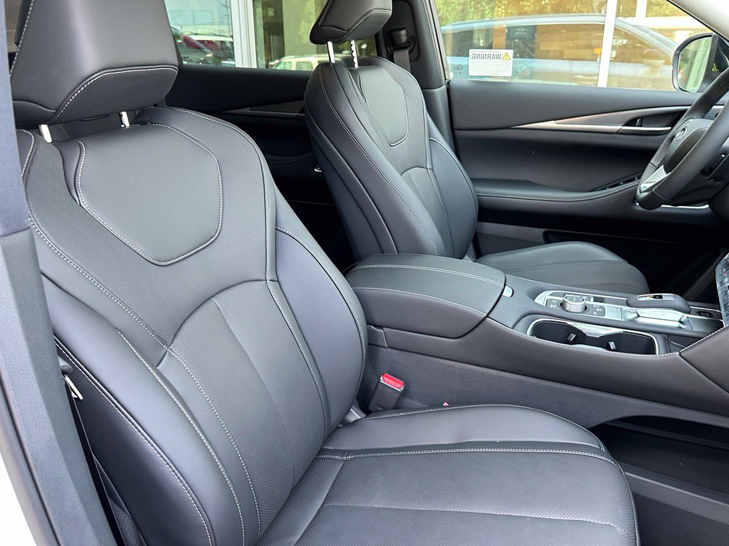 New 2027 INFINITI QX60 Luxe w/ Cargo Package FWD image 14