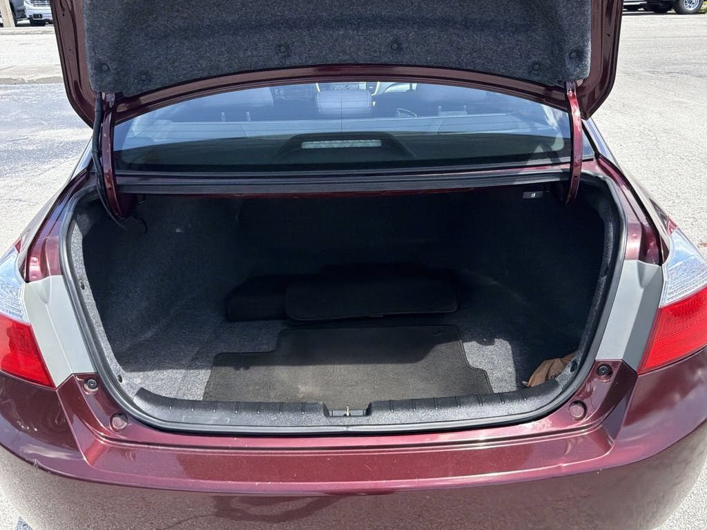 Used 2015 Honda Accord Sport image 9