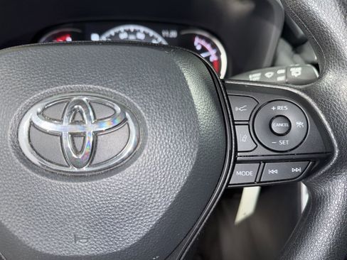 Used 2025 Toyota RAV4 LE image 26