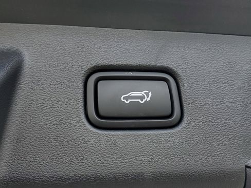 Used 2022 Hyundai Tucson Limited w/ Cargo Package image 10