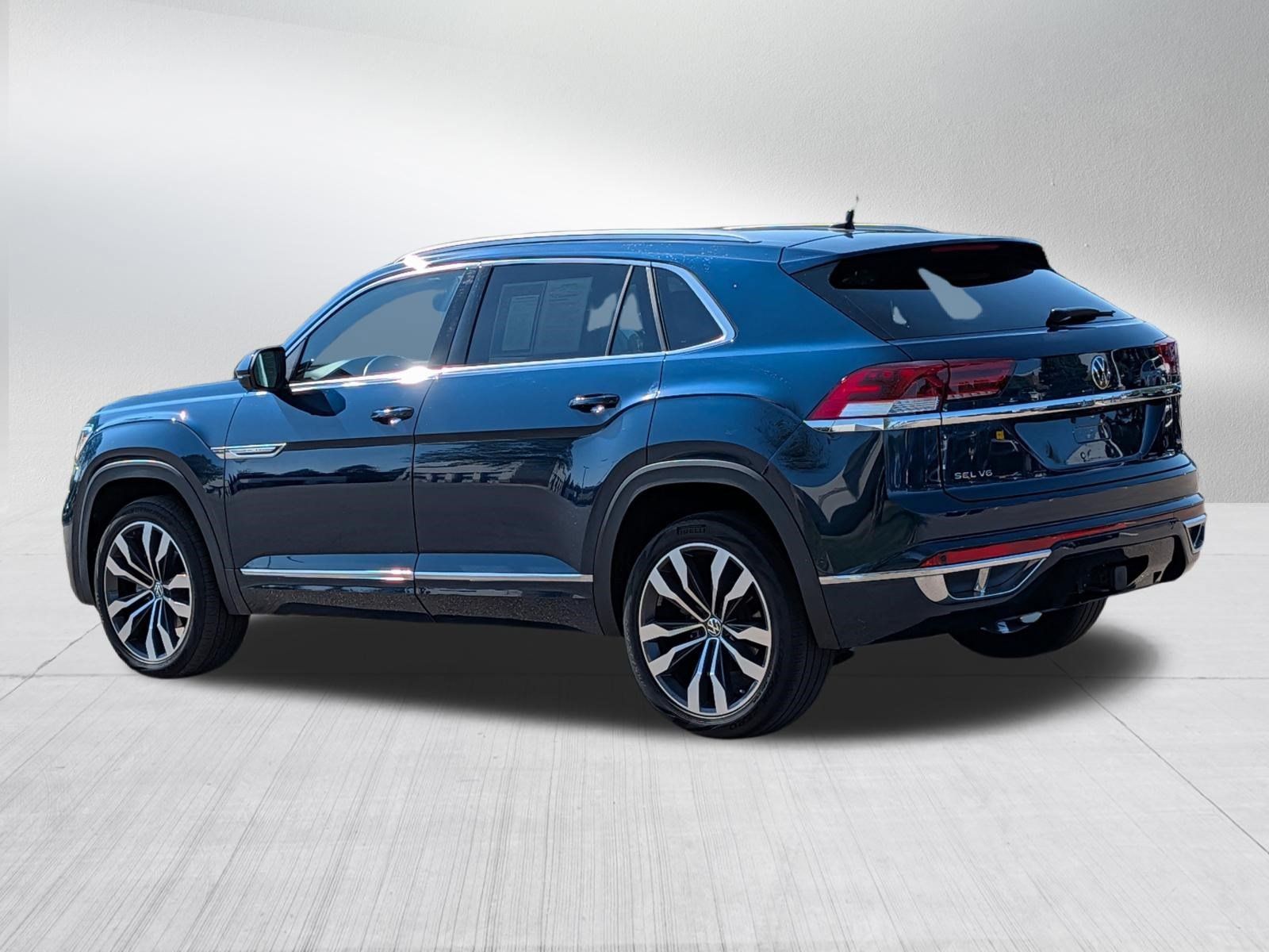 Certified 2023 Volkswagen Atlas Cross Sport SEL Premium R-Line AWD/4WD image 5