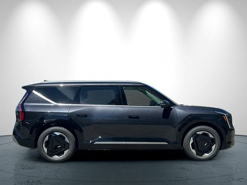 New 2026 Kia EV9 Land AWD/4WD image 3
