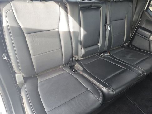 Certified 2019 Ford F250 Lariat w/ Lariat Value Package image 27