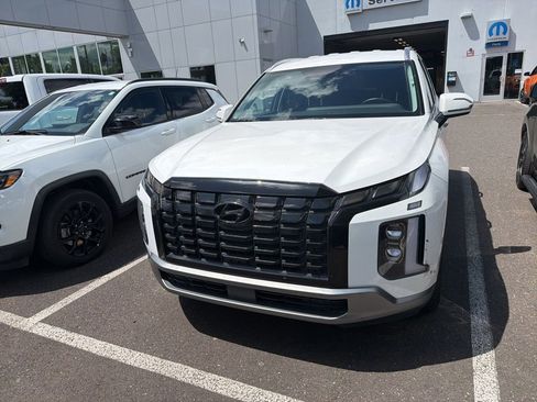 Used 2023 Hyundai Palisade SEL FWD image 12
