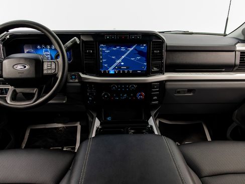 Used 2023 Ford F350 XLT w/ XLT Premium Package AWD/4WD image 38
