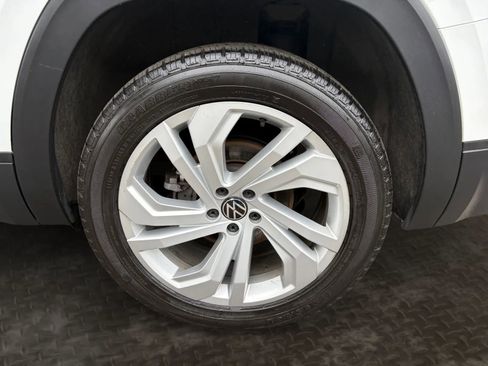 Used 2021 Volkswagen Atlas SE w/ Towing Package AWD/4WD image 40