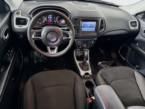 Used 2020 Jeep Compass Sport image 17