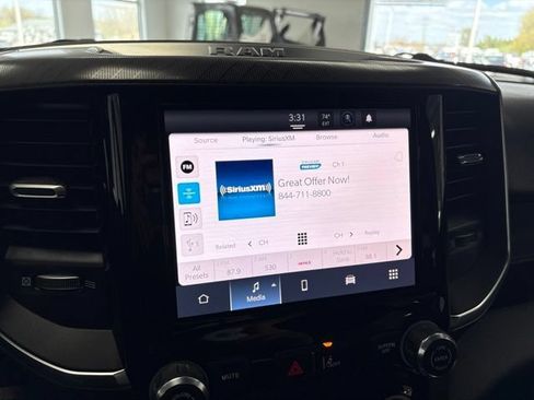 New 2026 RAM 1500 Express AWD/4WD image 41