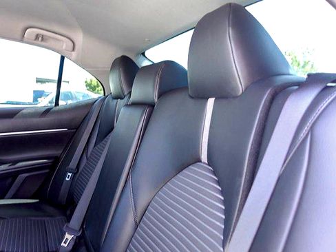 Certified 2023 Toyota Camry SE FWD image 10