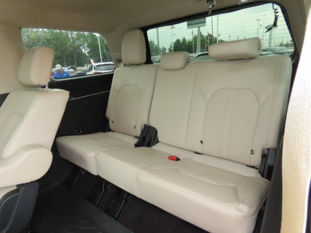 Used 2023 Ford Expedition Platinum RWD image 17