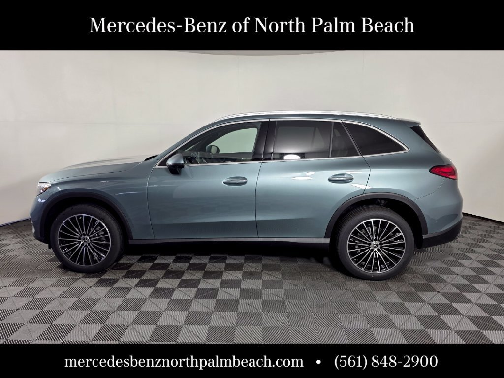 New 2027 Mercedes-Benz GLC 300 image 3