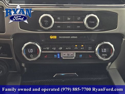 Used 2022 Ford F250 Platinum AWD/4WD image 14