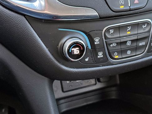 Used 2024 Chevrolet Equinox LT w/ LPO, Floor Liner Package image 24