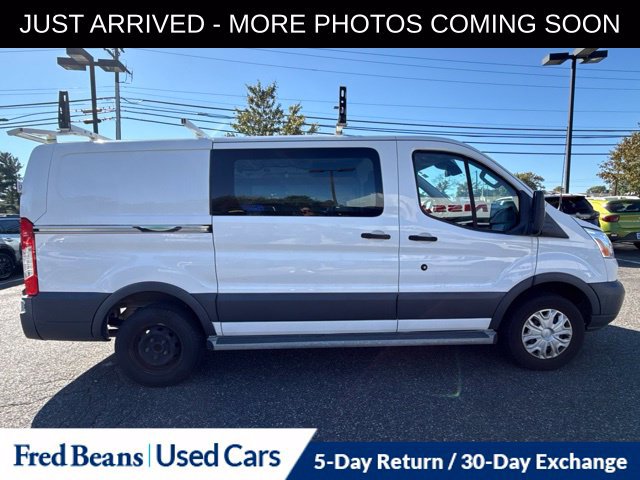 Used 2018 Ford Transit 250 130 Low Roof w/ Exterior Upgrade Package RWD image 11