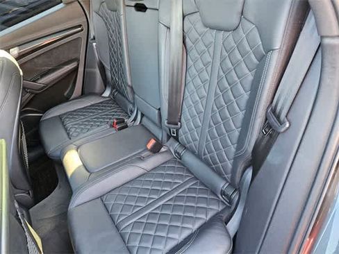 Used 2020 Audi SQ5 Prestige image 20