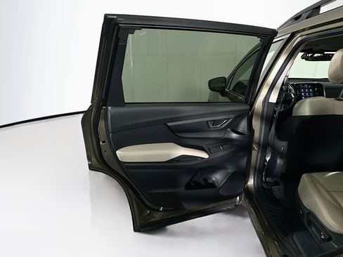 Used 2025 Subaru Ascent Premium AWD/4WD image 24