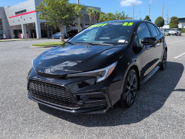 Certified 2025 Toyota Corolla SE FWD image 8