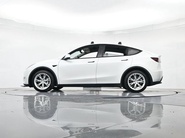 Used 2022 Tesla Model Y Long Range AWD/4WD image 37