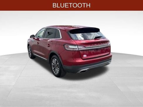 Used 2019 Lincoln Nautilus Select AWD/4WD image 5