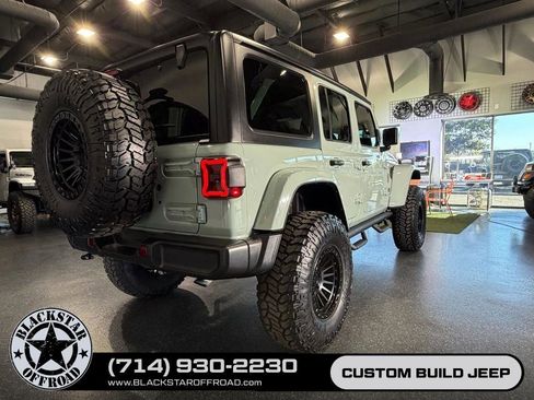 Used 2024 Jeep Wrangler Unlimited AWD/4WD image 27