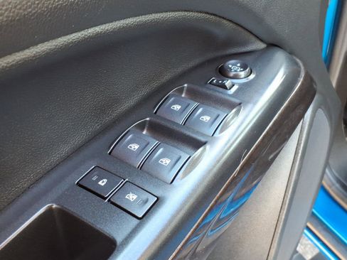 Used 2022 GMC Canyon Elevation image 14