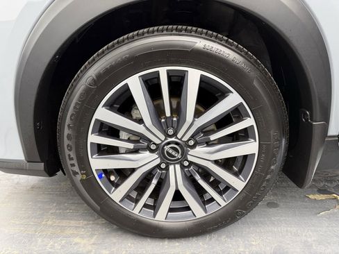 Used 2024 Nissan Kicks SR w/ SR Premium Package image 21