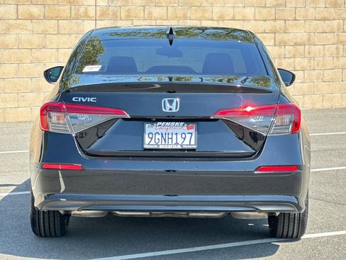 Certified 2023 Honda Civic EX image 5
