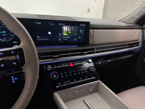 Used 2024 Hyundai Santa Fe Limited w/ Tow & Go Package image 20