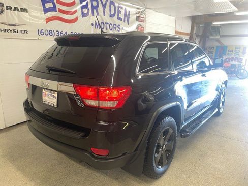 Used 2013 Jeep Grand Cherokee Laredo image 2