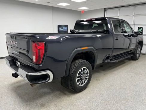 Used 2024 GMC Sierra 3500 SLE AWD/4WD image 10
