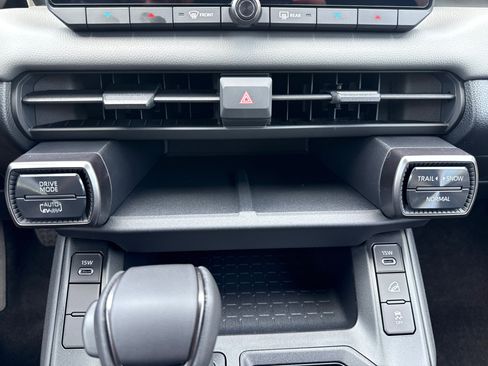 New 2026 Toyota RAV4 SE AWD/4WD image 28