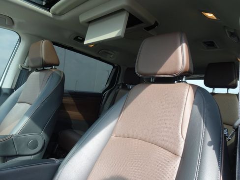 Used 2025 Honda Odyssey Elite image 10