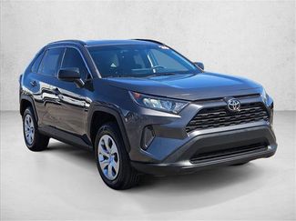 Used 2020 Toyota RAV4 LE w/ All Weather Liner Package video 3