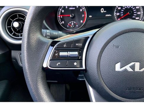 Used 2024 Kia Forte LXS w/ LXS Technology Package image 15