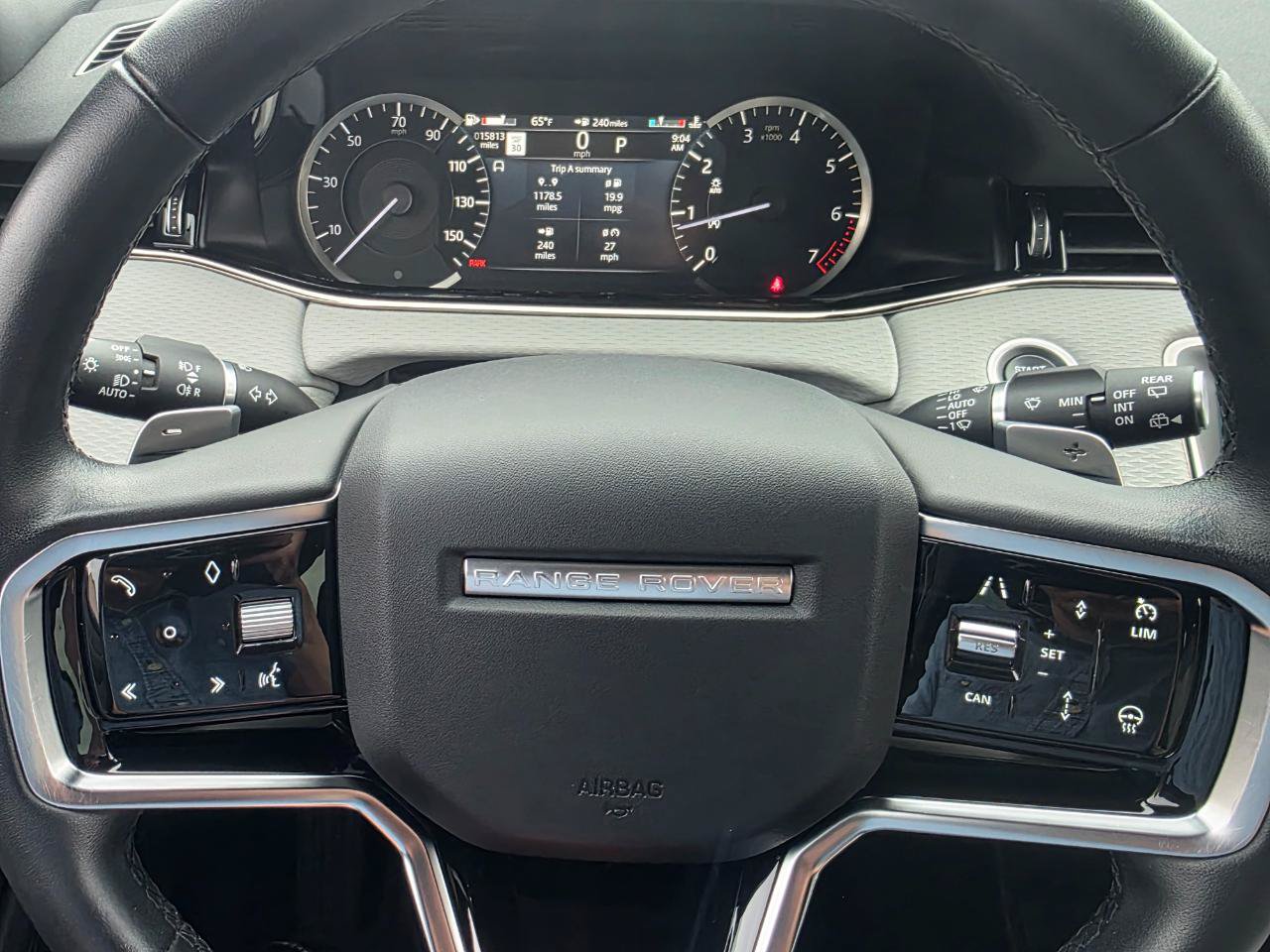 Used 2023 Land Rover Range Rover Evoque R-Dynamic S AWD/4WD image 12