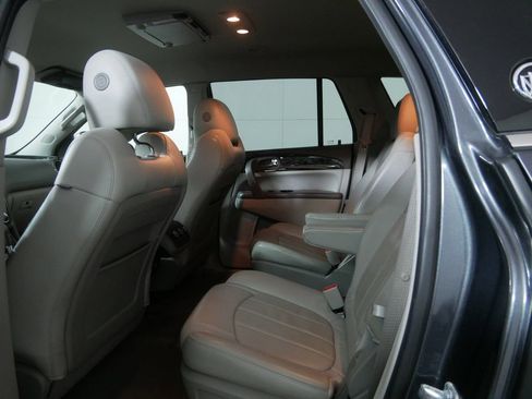 Used 2013 Buick Enclave Leather image 17