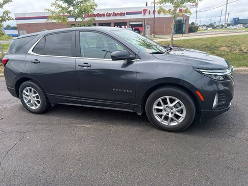 Used 2023 Chevrolet Equinox LT FWD image 18