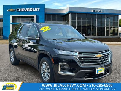 Used 2023 Chevrolet Traverse LT