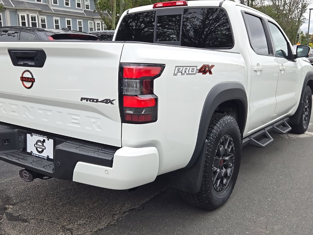 Used 2022 Nissan Frontier PRO-4X w/ Pro-4X Premium Package AWD/4WD image 9