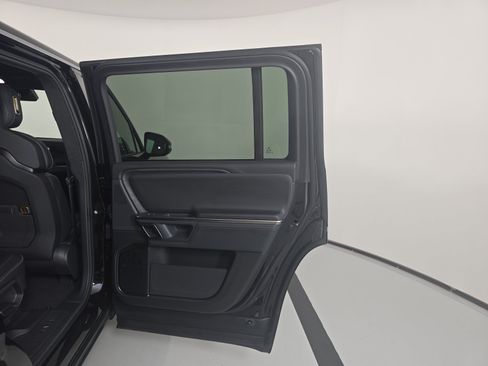 Used 2024 Rivian R1S Adventure AWD/4WD image 19