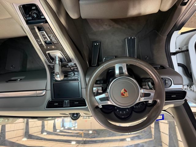 Used 2015 Porsche 911 Carrera RWD image 10