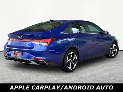 Used 2022 Hyundai Elantra SEL w/ Convenience + Premium Package FWD image 6