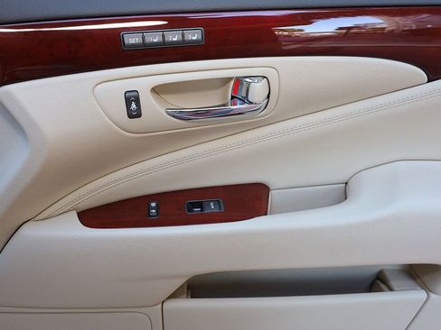 Used 2010 Lexus LS 460 w/ Luxury Value Edition image 30