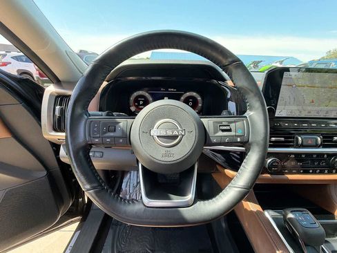 Used 2023 Nissan Pathfinder Platinum AWD/4WD image 20